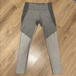 Outdoor Voices two tone 7/8 leggings mid weight